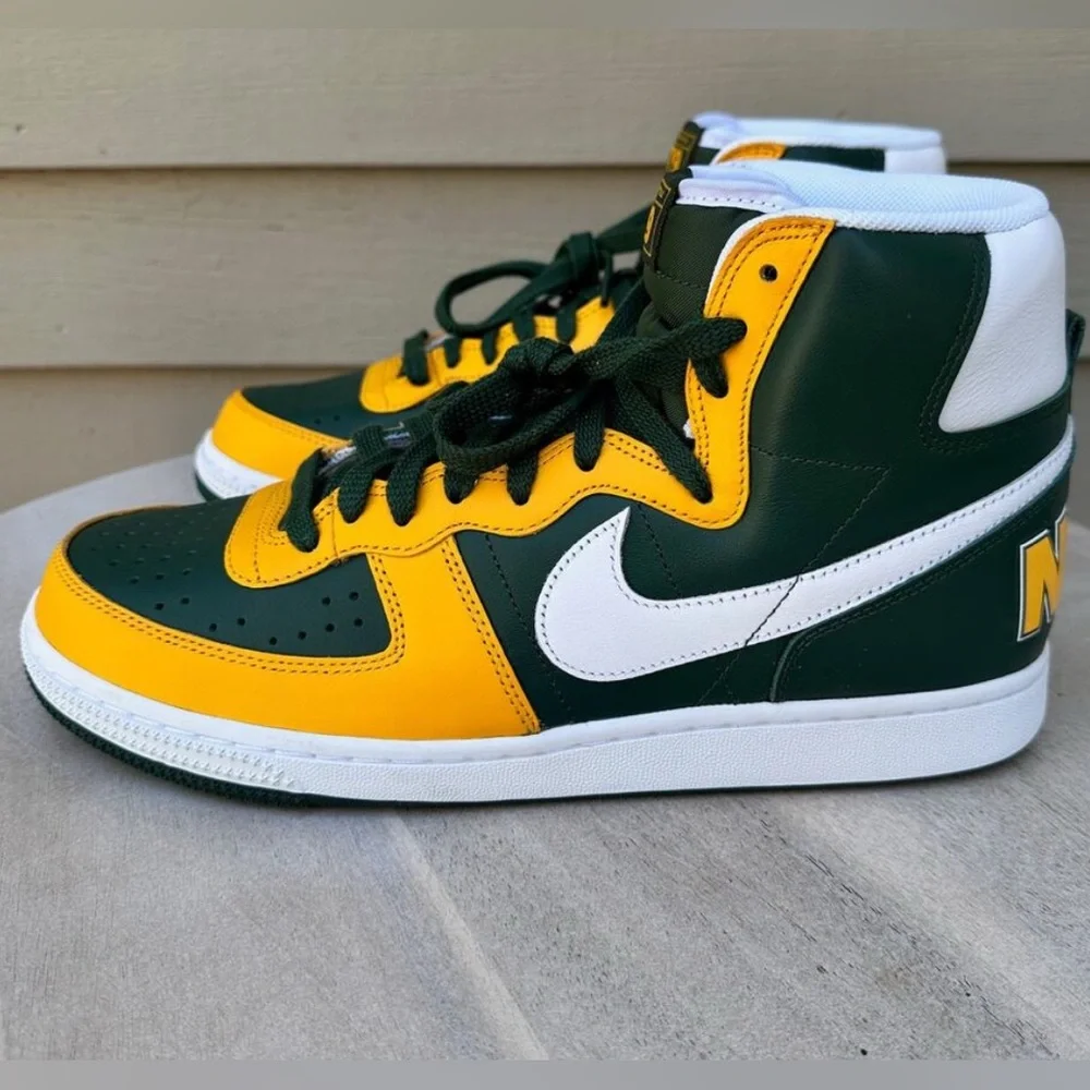 NEW Size 10.5 Nike Terminator High Seattle Supersonics Green White yellow - Picture 1 of 3